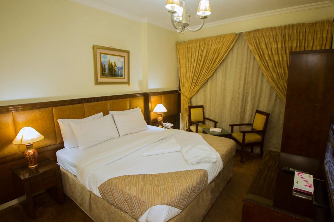 Anwar Al Zahraa Hotel Medina Exterior foto